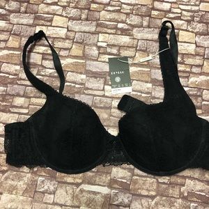 Deyllo Lace Bra in 40B